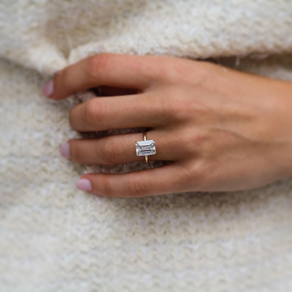 Emerald Cut Labgrown Engagement Ring