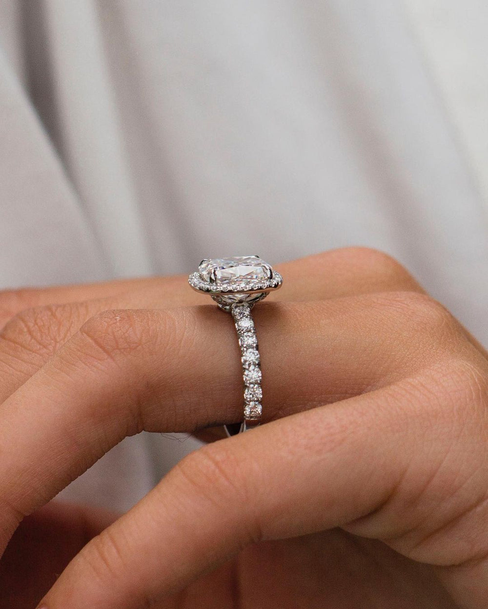 Cushion Cut Labgrown Engagement Ring
