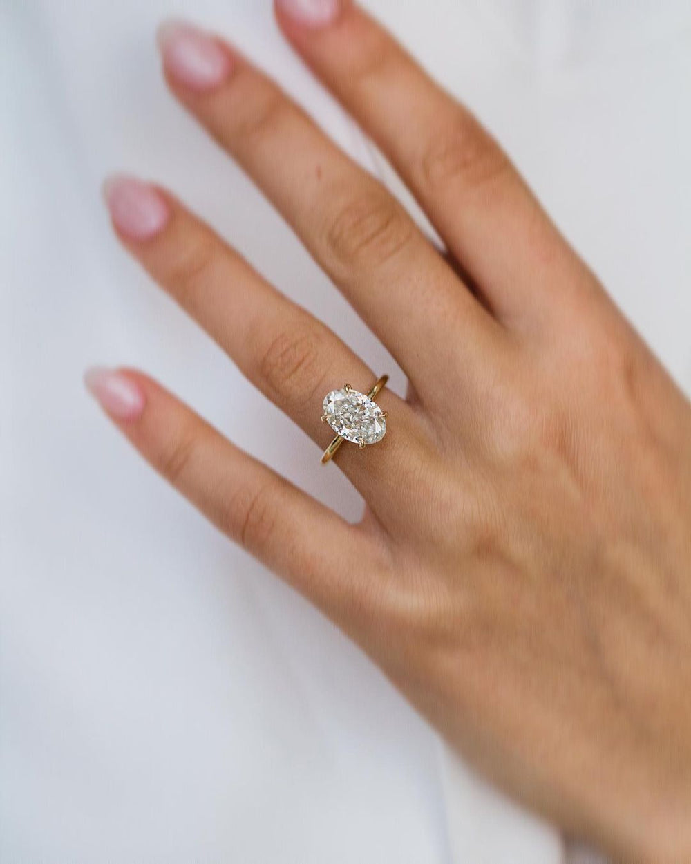 Oval Cut Labgrown Engagement Ring