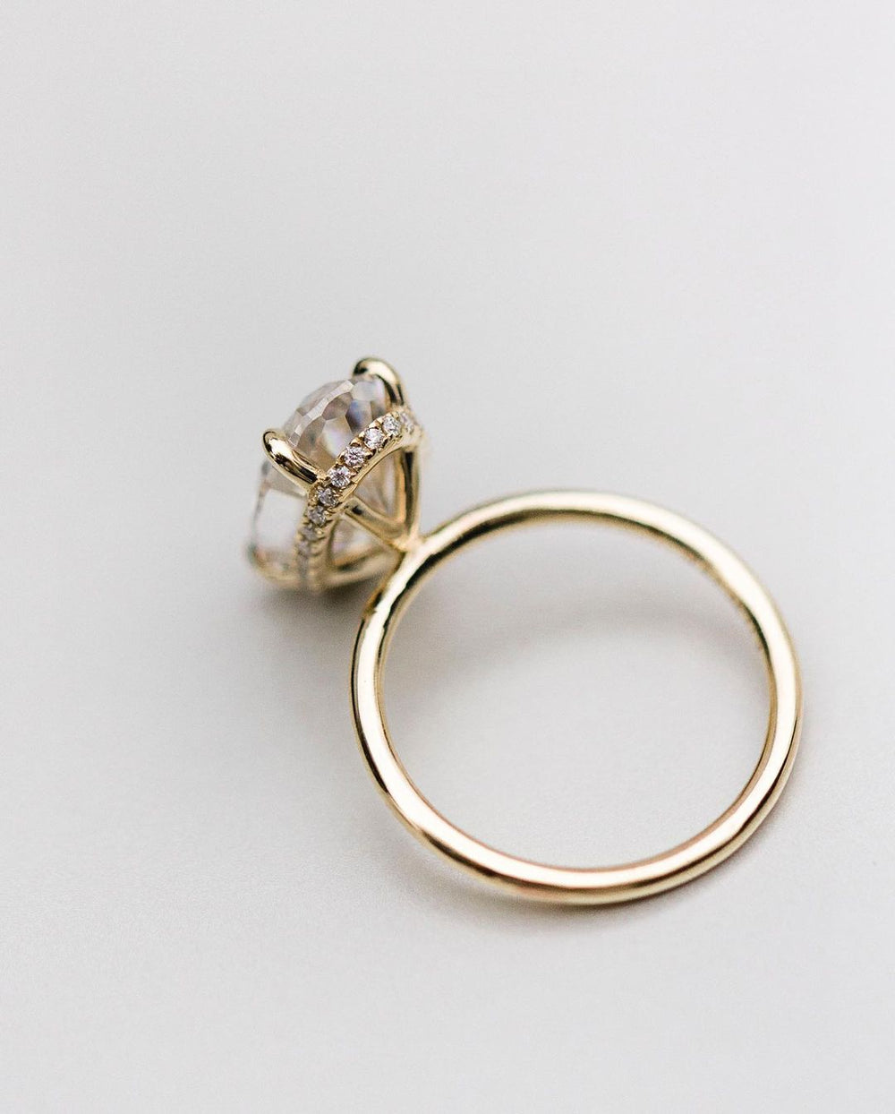 Oval Cut Labgrown Engagement Ring