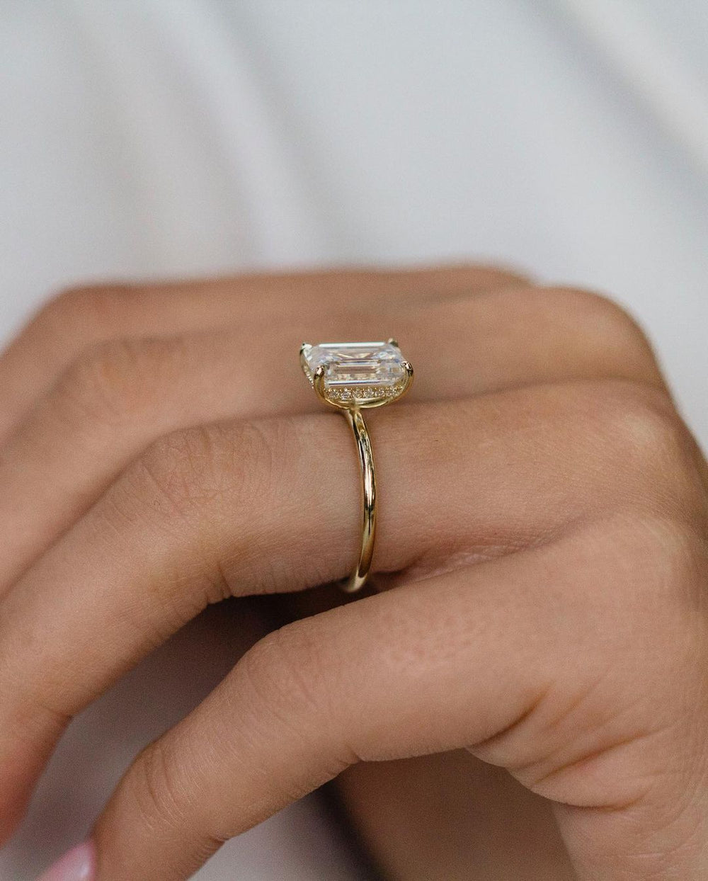 Emerald Cut Labgrown Engagement Ring