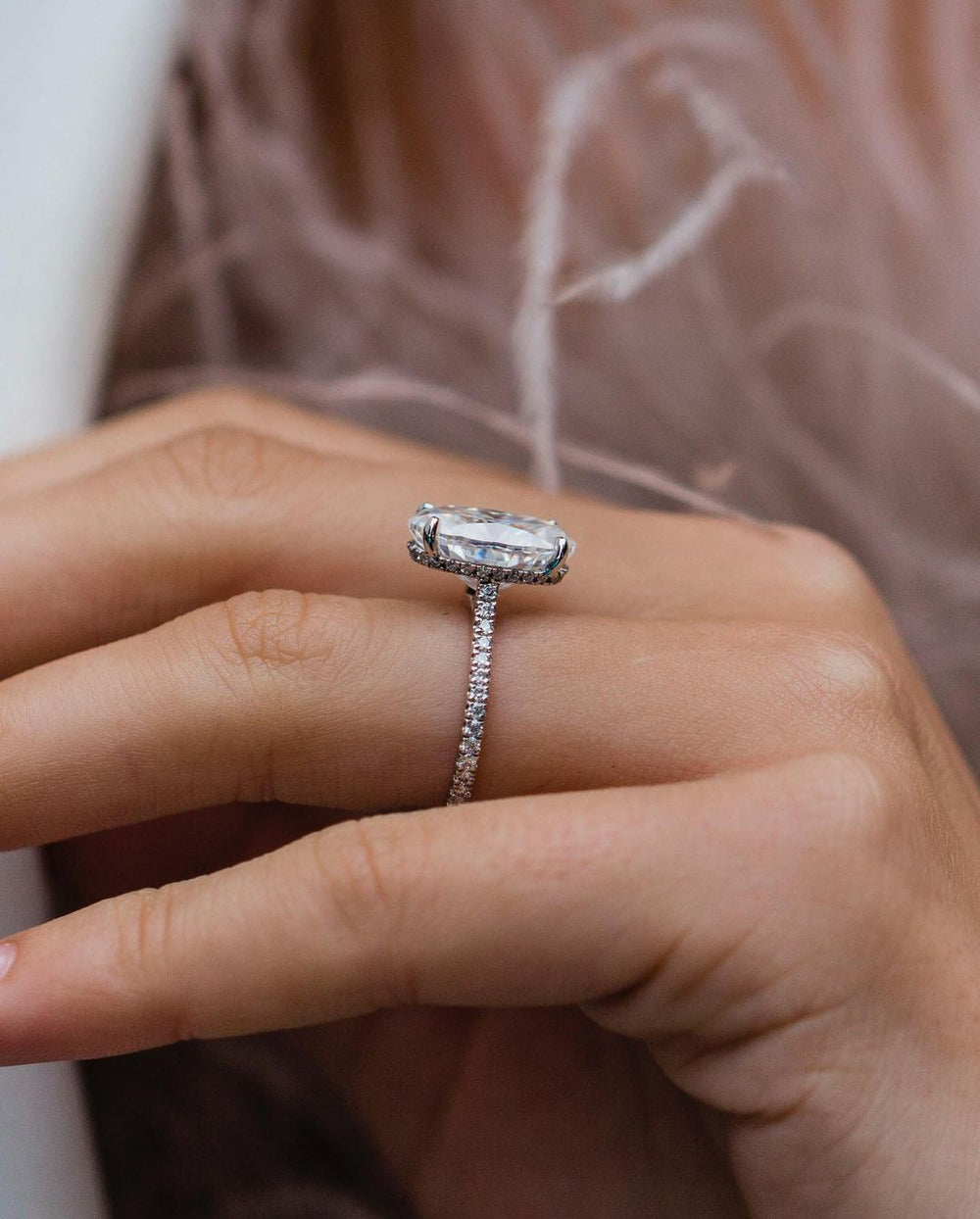 Oval Cut Labgrown Engagement Ring