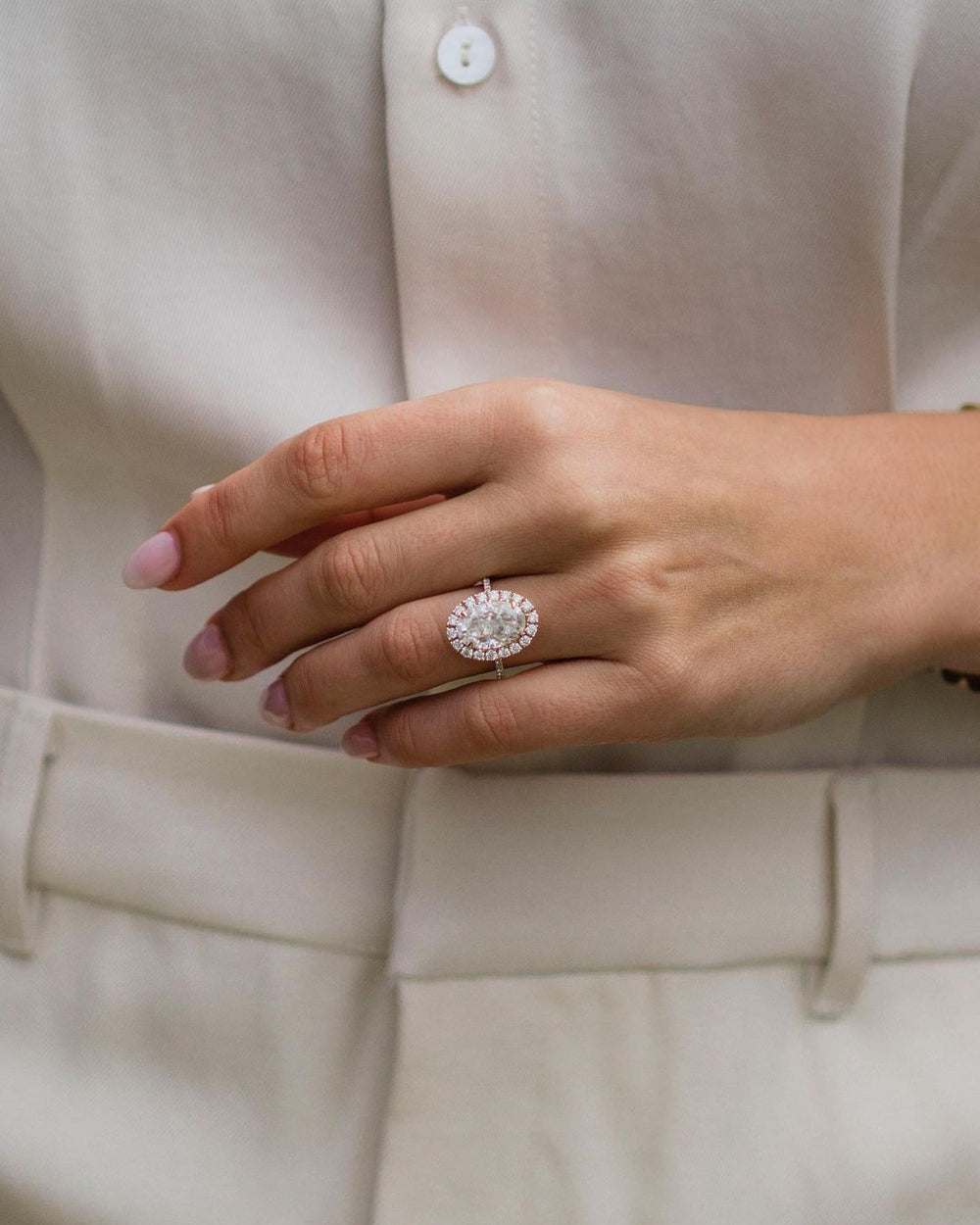 Oval Cut Labgrown Engagement Ring