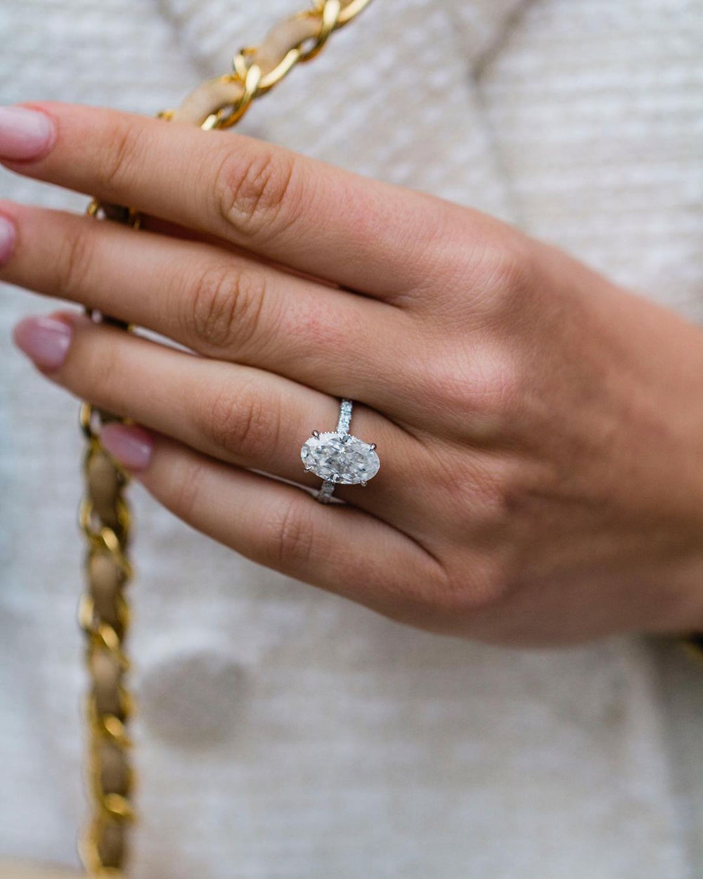Oval Cut Labgrown Engagement Ring