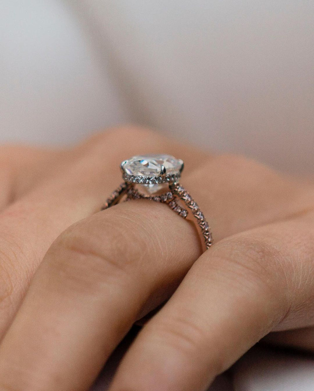 Oval Cut Labgrown Engagement Ring