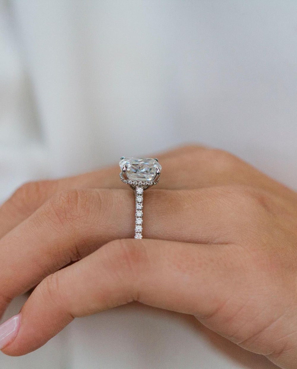 Cushion Cut Labgrown Engagement Ring
