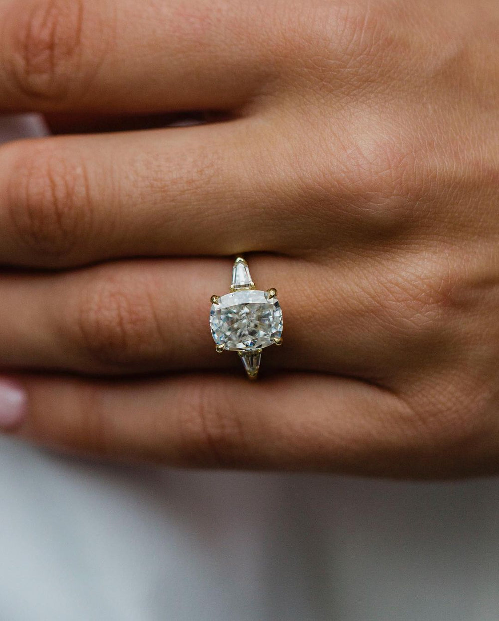 Cushion Cut Labgrown Engagement Ring