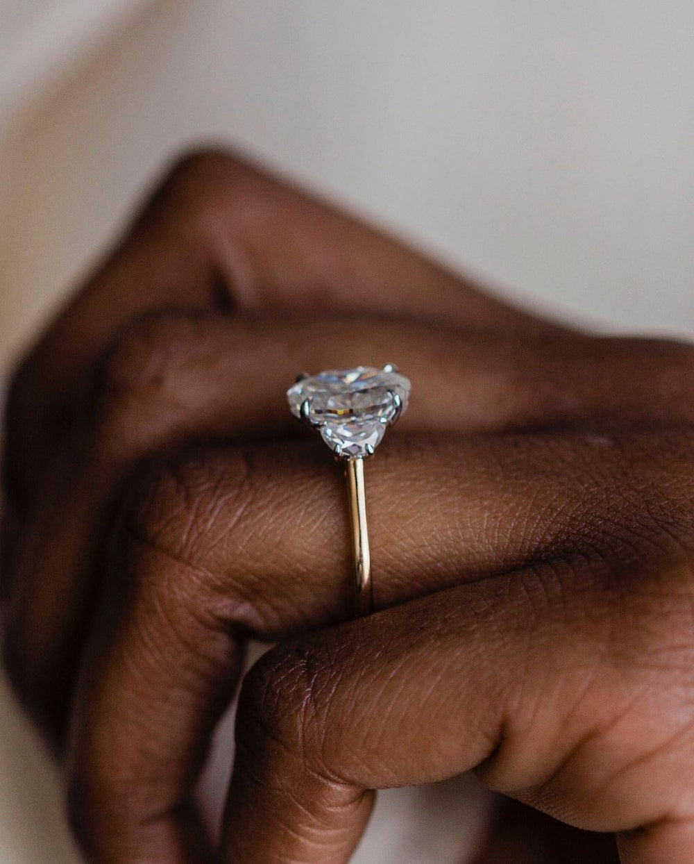 Oval Cut Labgrown Engagement Ring