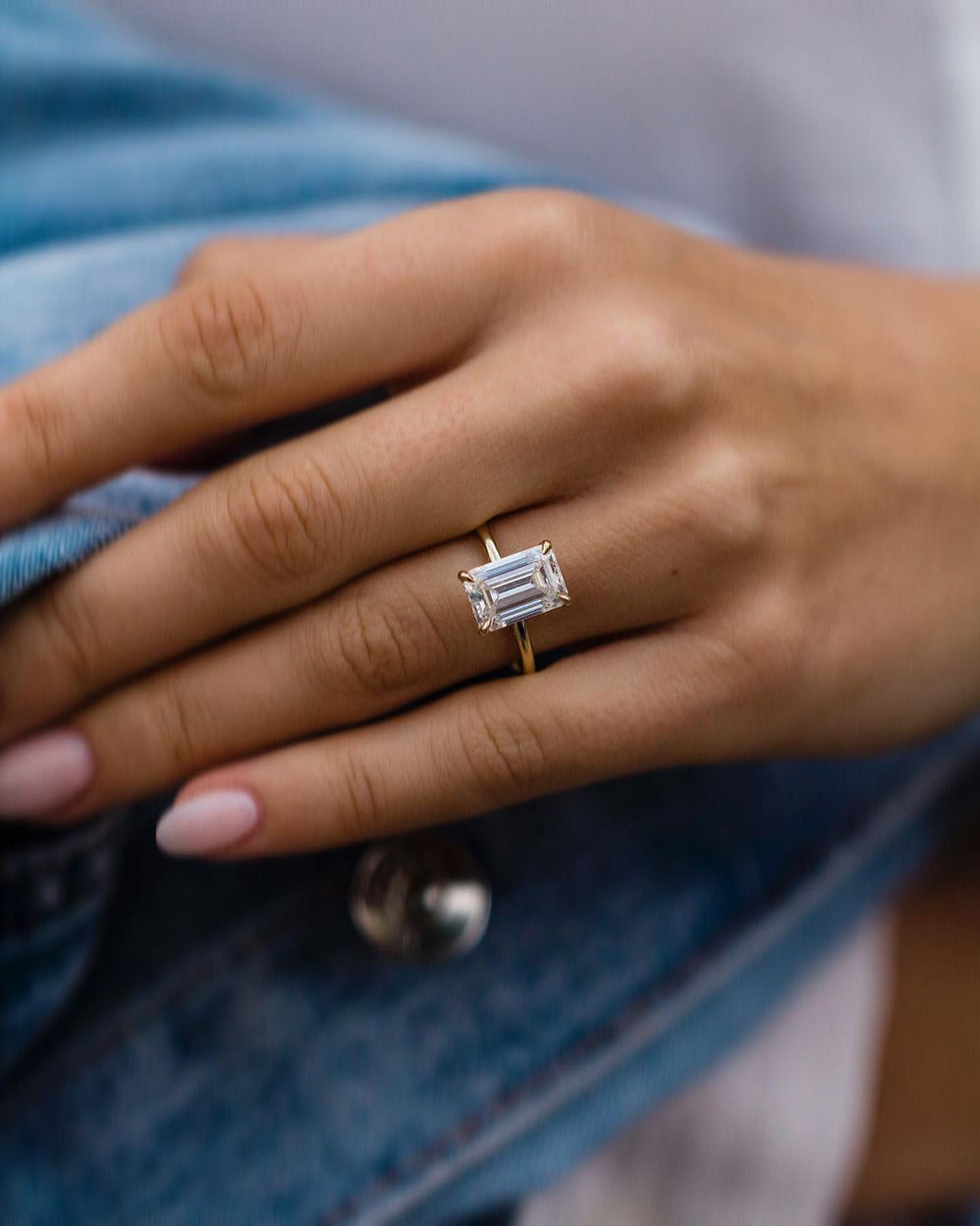 Emerald Cut Labgrown Engagement Ring