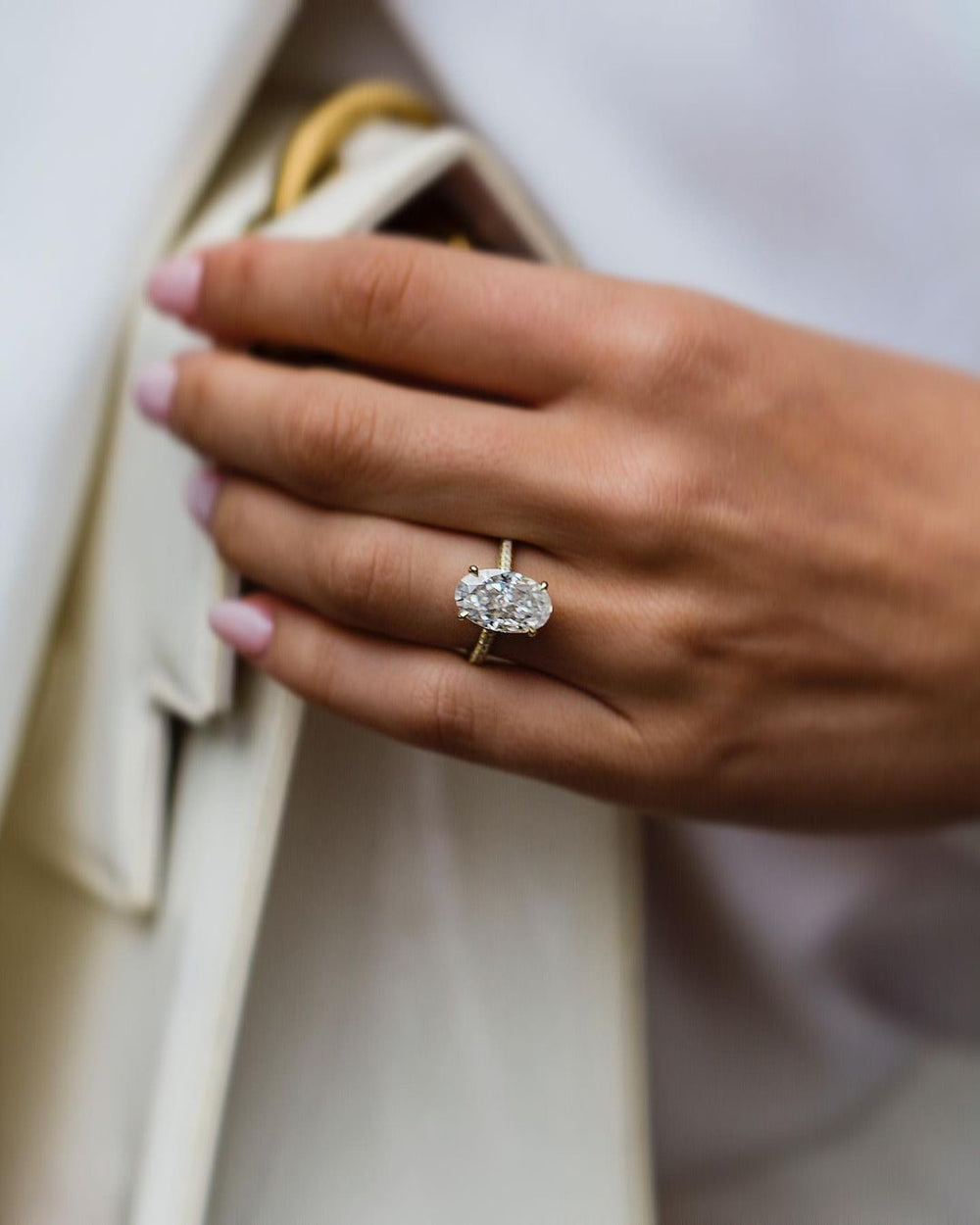 Oval Cut Labgrown Engagement Ring