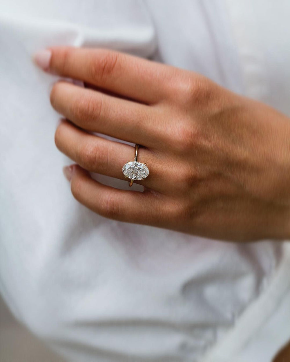 Oval Cut Labgrown Engagement Ring