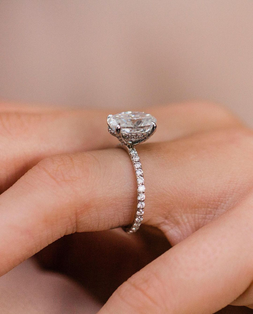Oval Cut Labgrown Engagement Ring