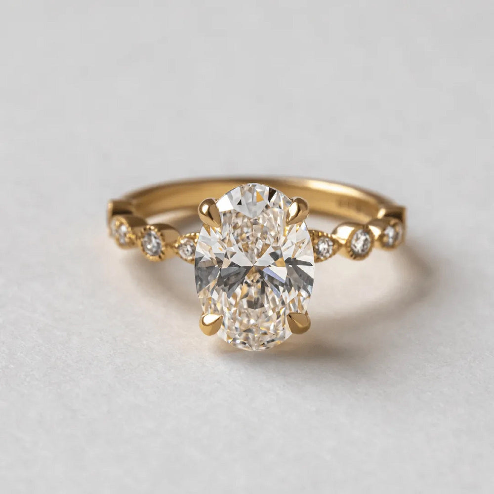 Oval Cut Labgrown Engagement Ring