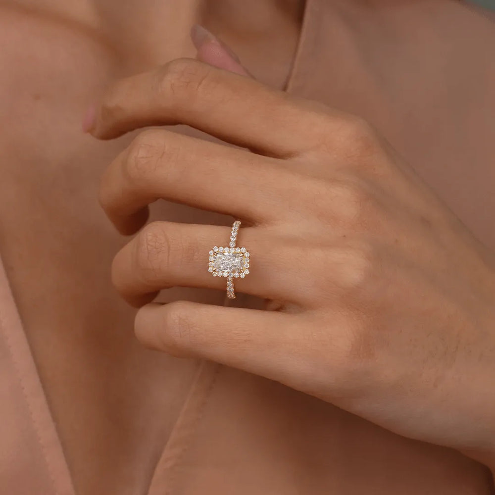 Radiant Cut Labgrown Engagement Ring