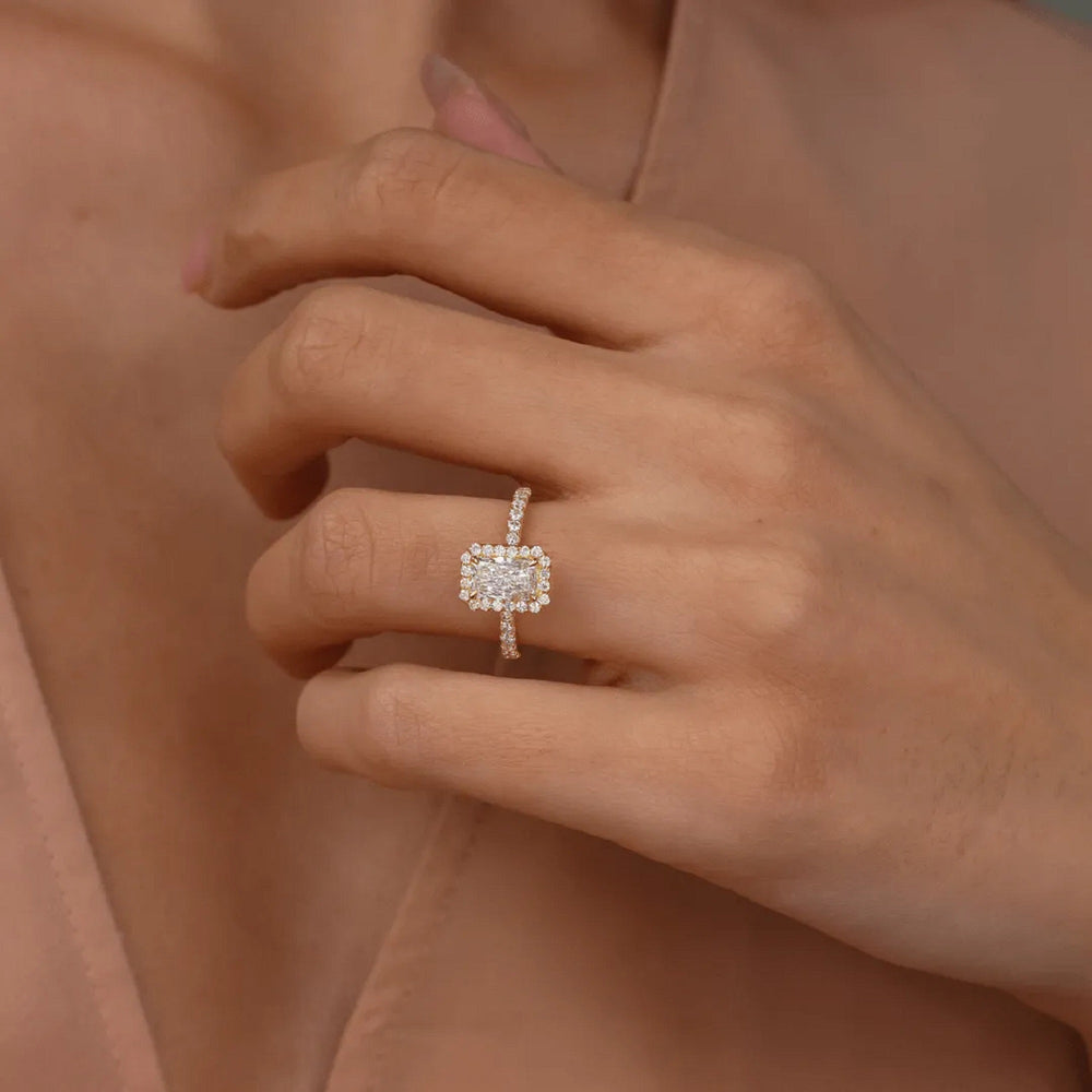 Radiant Cut Labgrown Engagement Ring