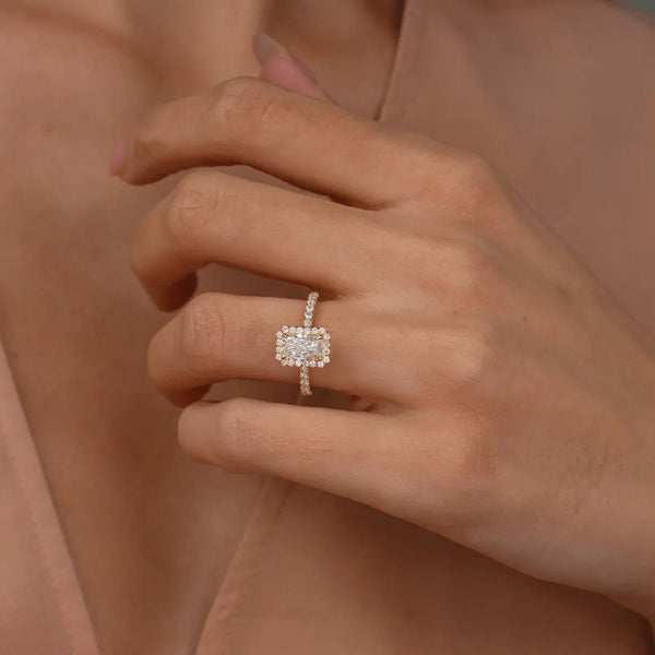 Radiant Cut Labgrown Engagement Ring