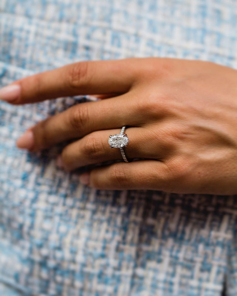 Oval Cut Labgrown Engagement Ring