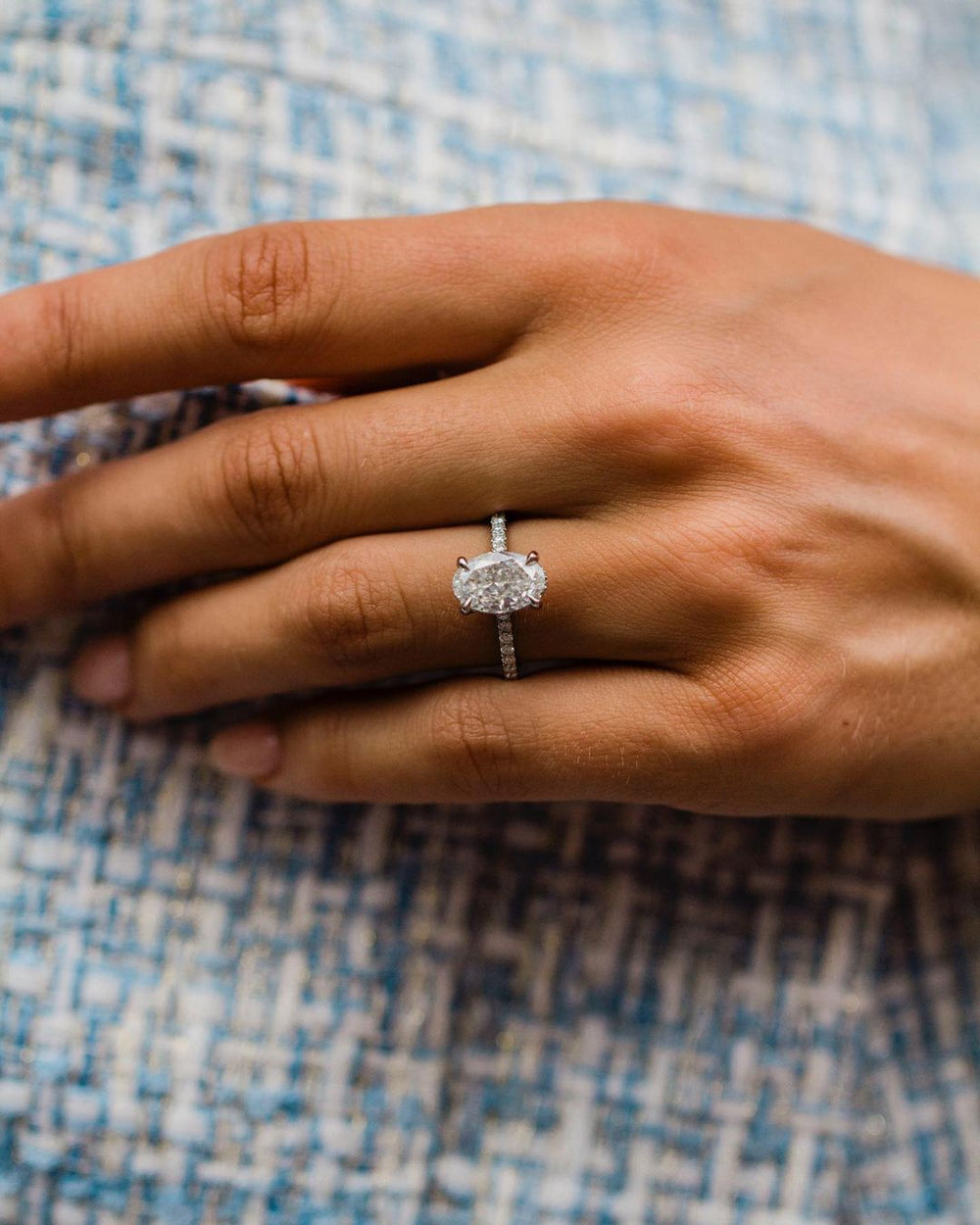 Oval Cut Labgrown Engagement Ring