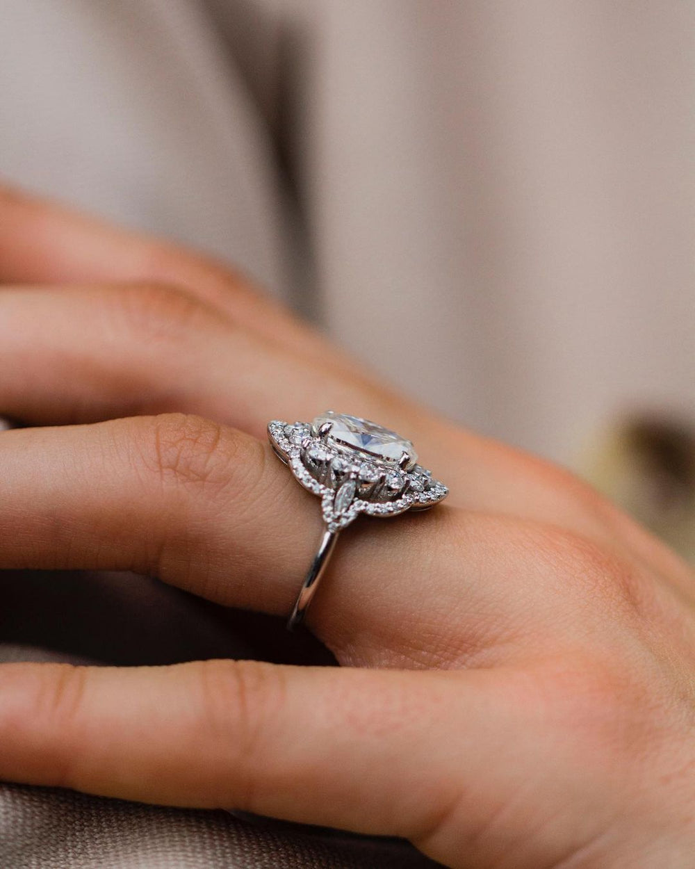 Oval Cut Labgrown Ring