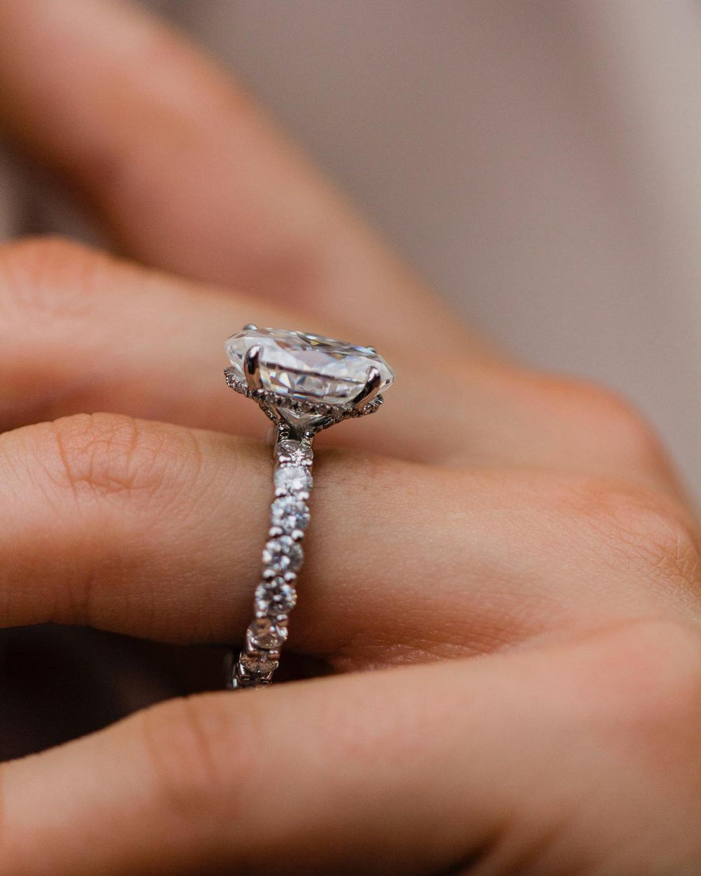 Oval Cut Labgrown Engagement Ring