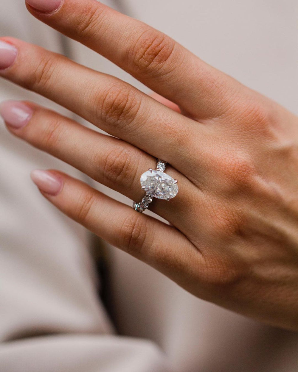 Oval Cut Labgrown Engagement Ring