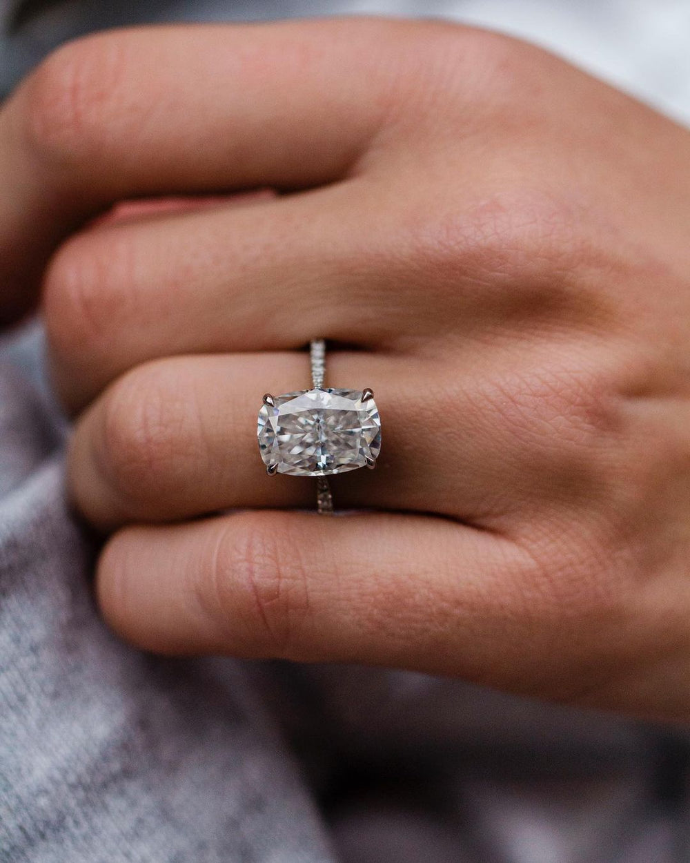 Cushion Cut Labgrown Engagement Ring