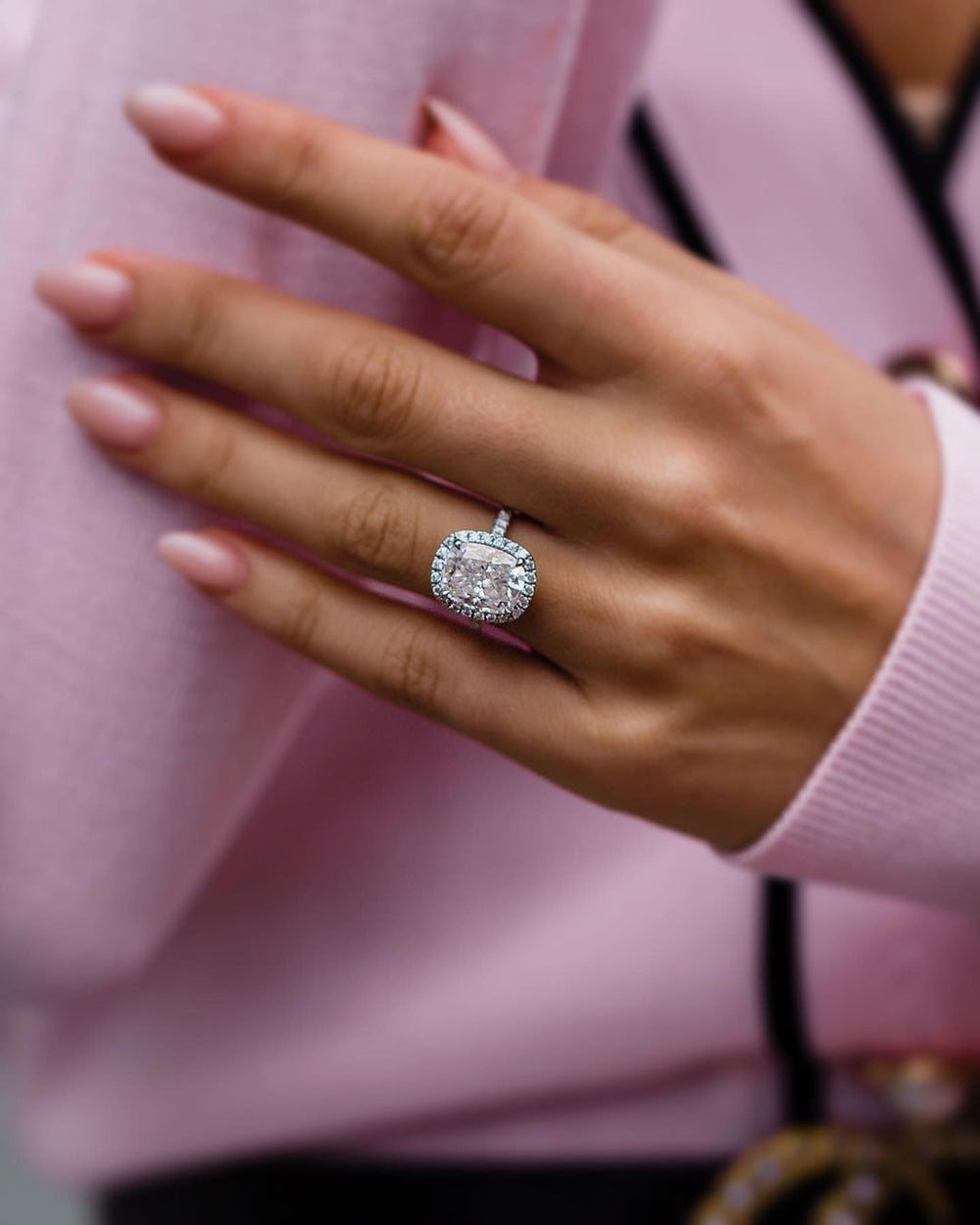 Cushion Cut Labgrown Ring