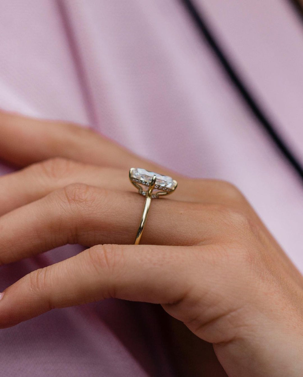 Oval Cut Labgrown Ring