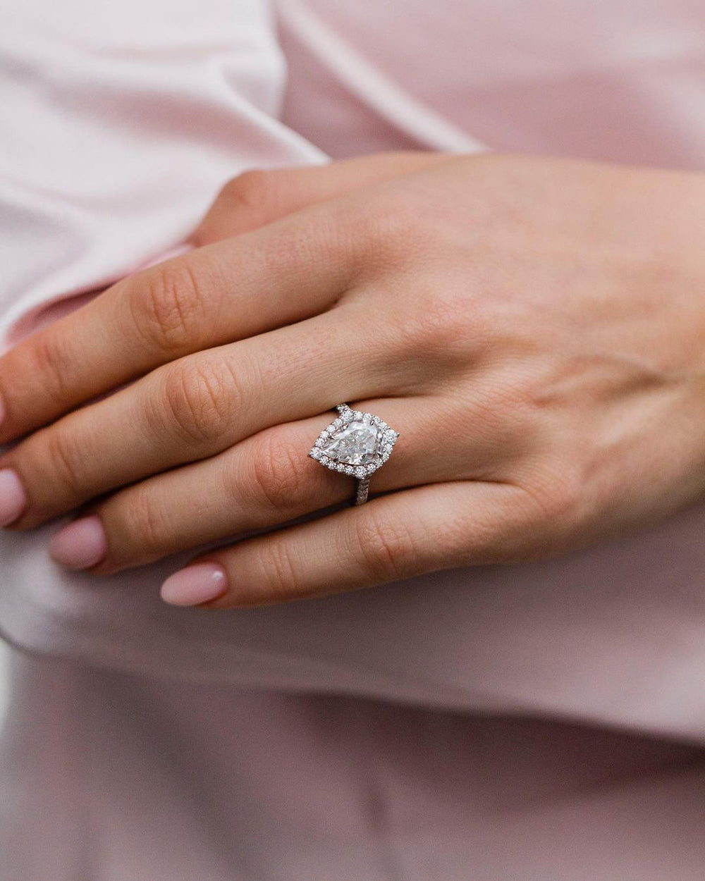 Elongated Pear Cut Labgrown Ring