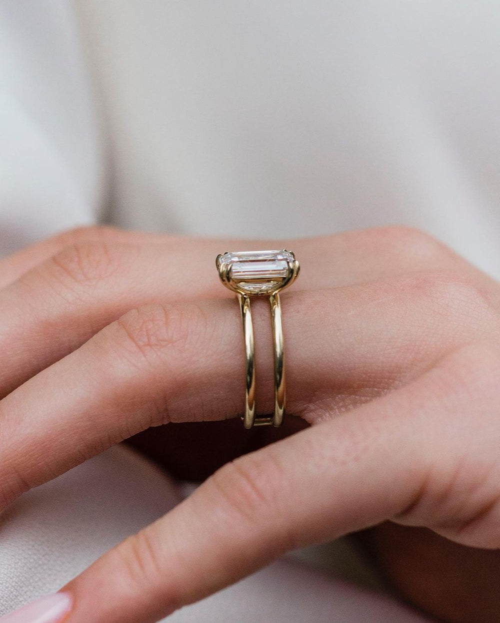 Emerald Cut Labgrown Engagement Ring