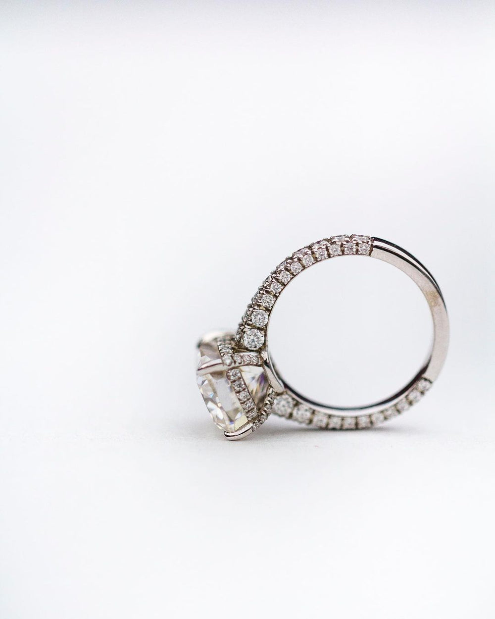 Cushion Cut Labgrown Ring