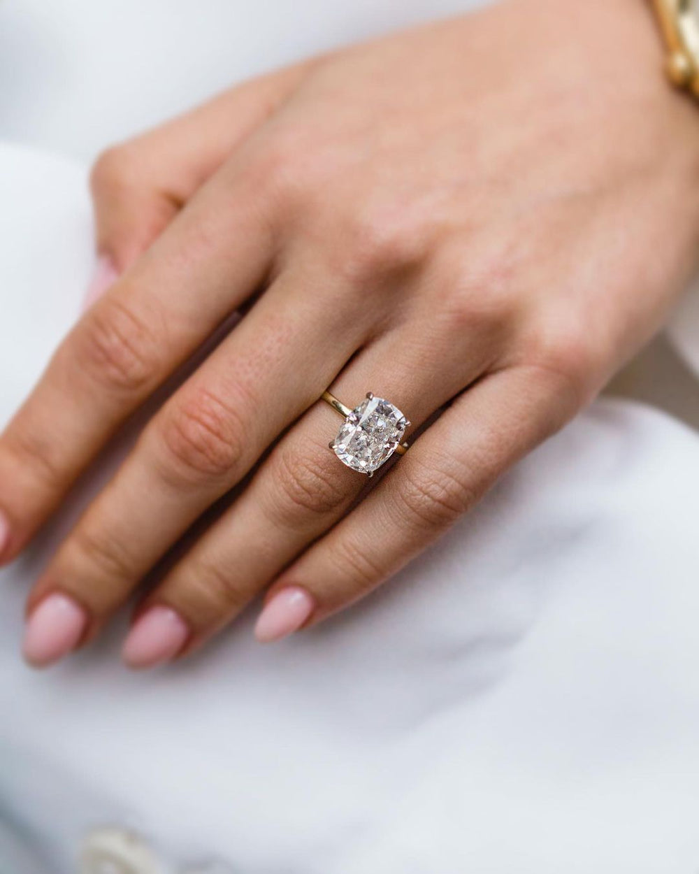 Cushion Cut Labgrown Engagement Ring