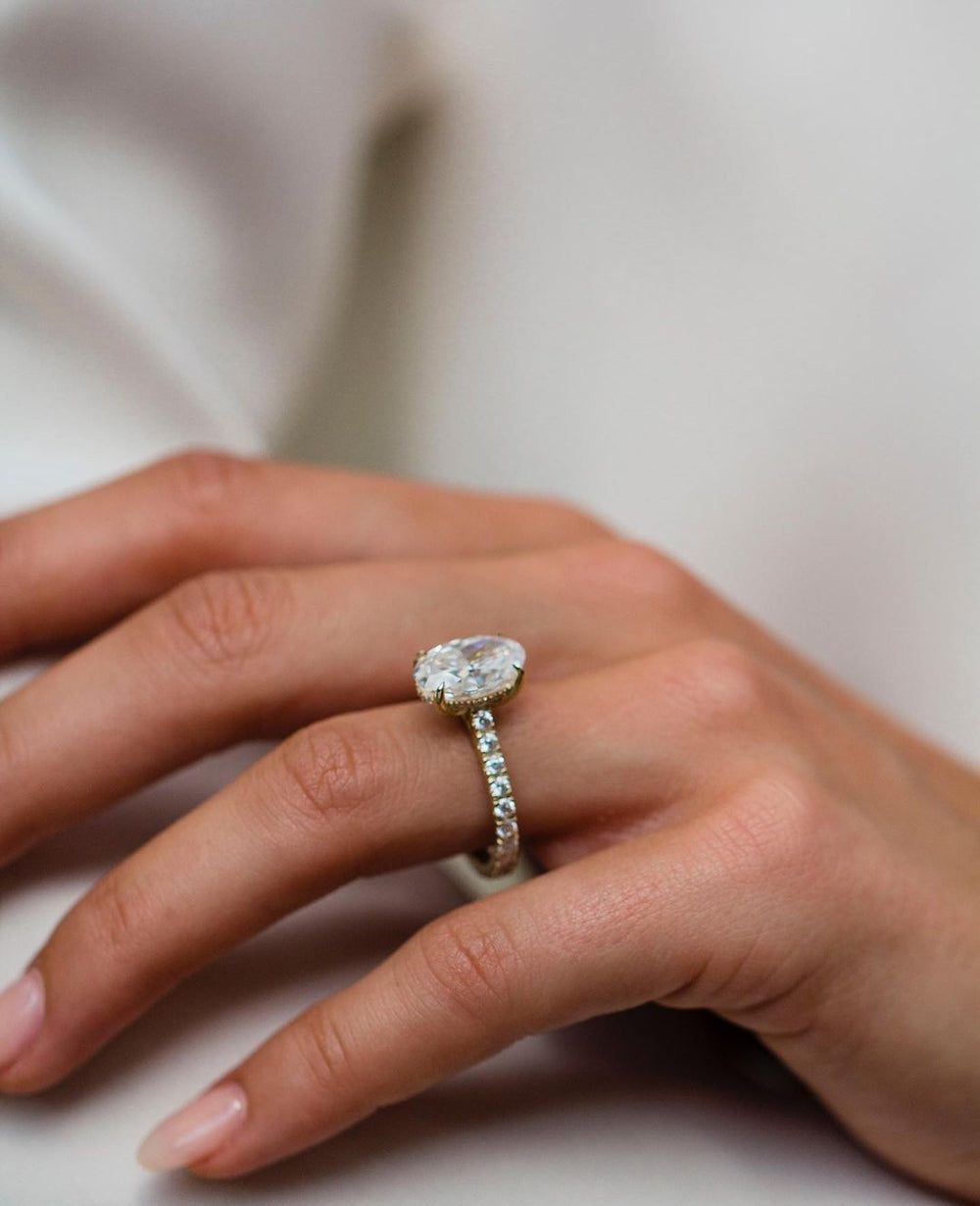 Oval Cut Labgrown Engagement Ring