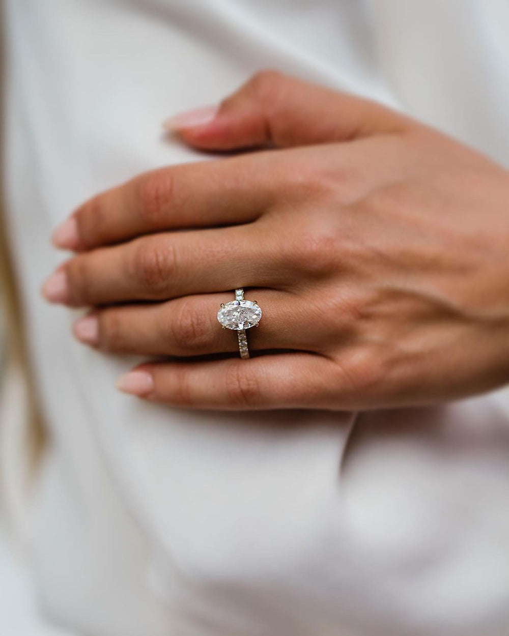 Oval Cut Labgrown Engagement Ring