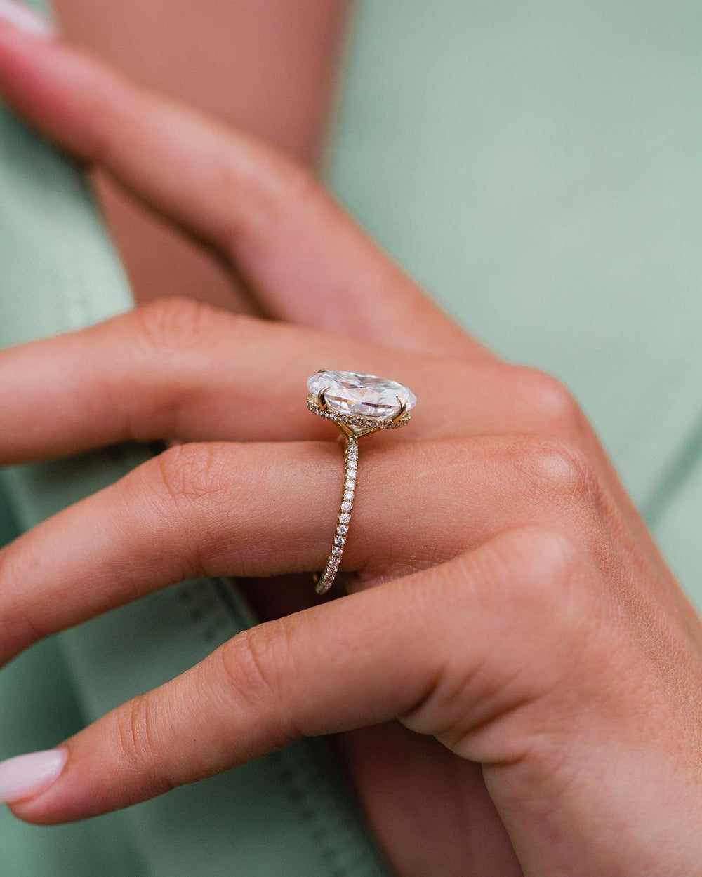 Oval Cut Labgrown Engagement Ring