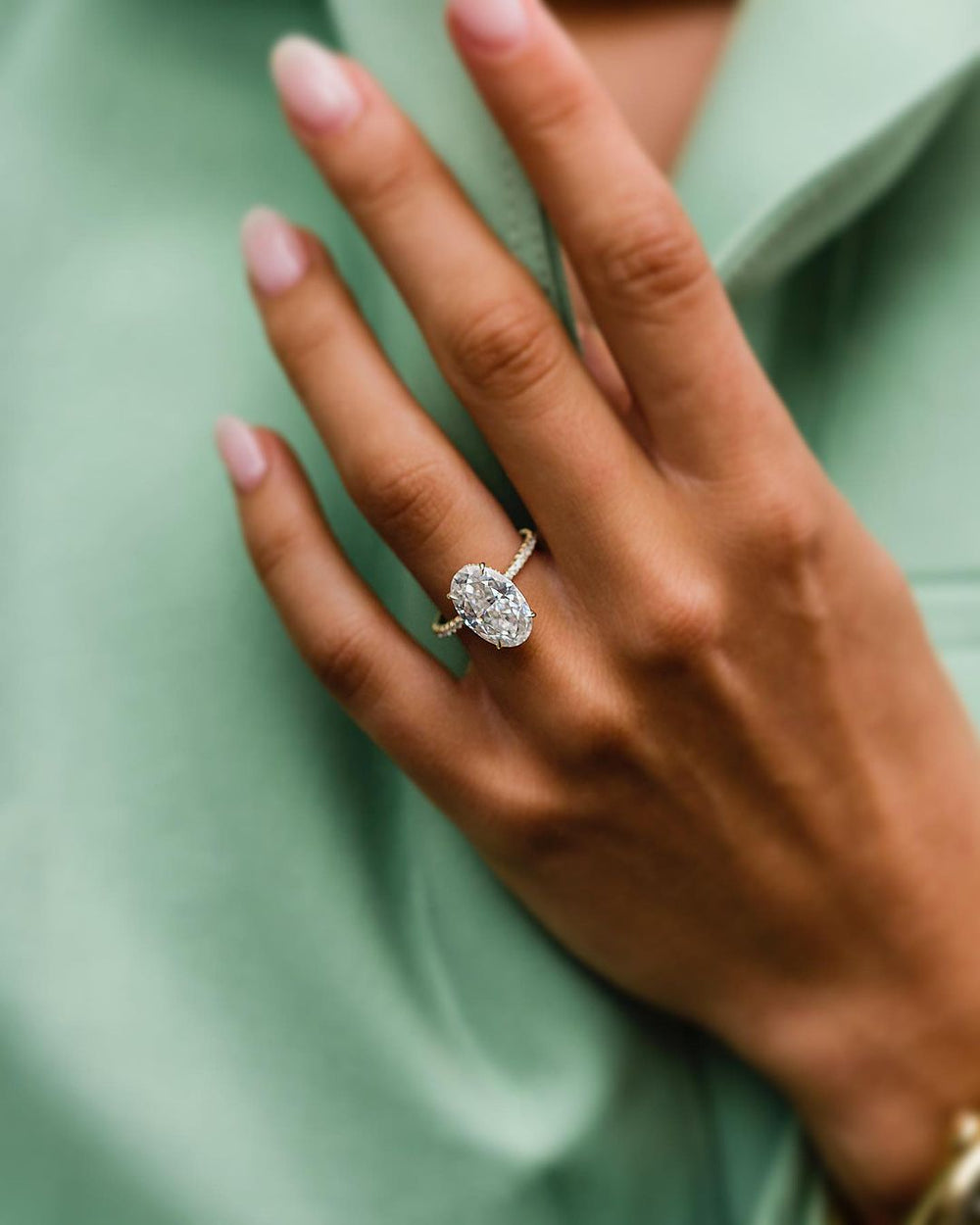Oval Cut Labgrown Engagement Ring