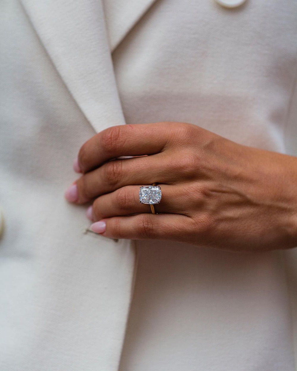 Cushion Cut Labgrown Engagement Ring