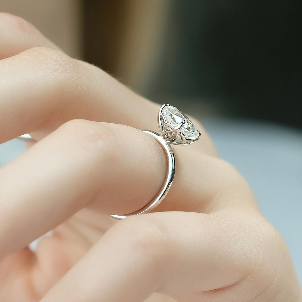 Cushion Cut Labgrown Engagement Ring