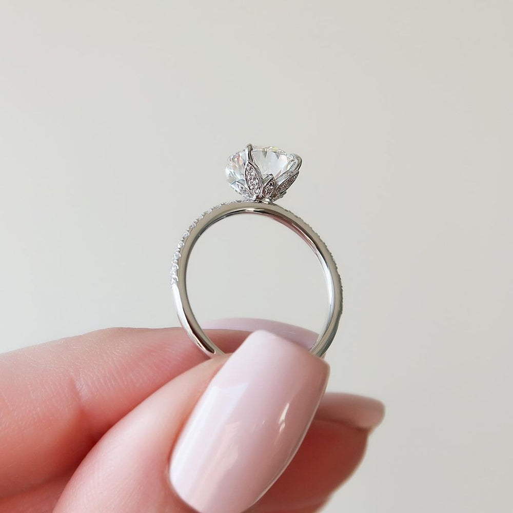 Round Brilliant Cut Labgrown Engagement Ring