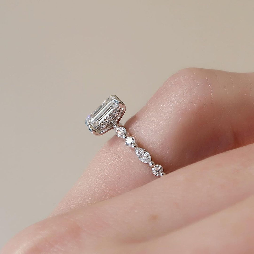 Emerald Cut Labgrown Engagement Ring