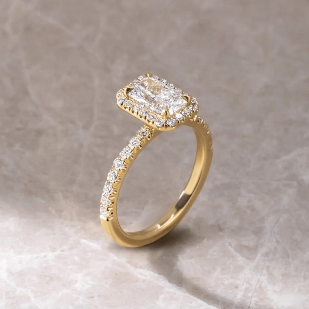 Radiant Cut Labgrown Engagement Ring
