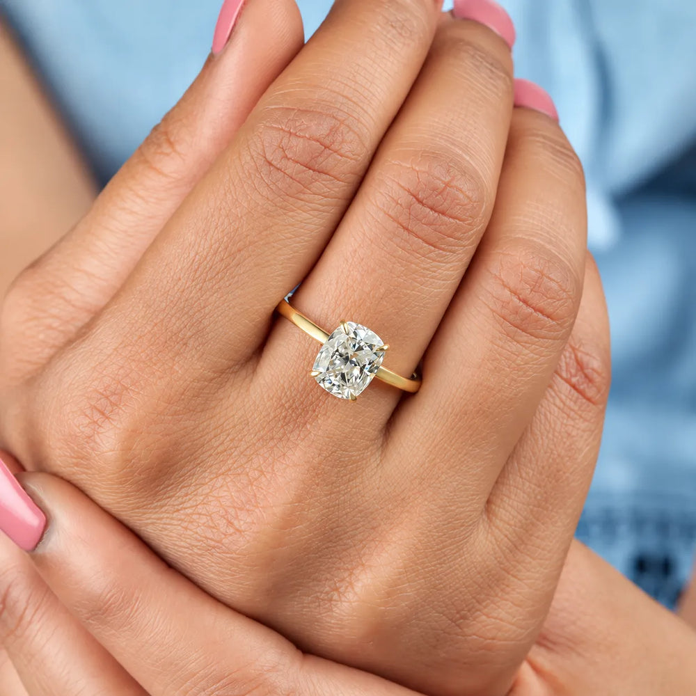 Cushion Cut Labgrown Ring