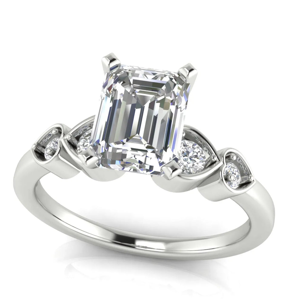 Classic Solitaire Ring with Vintage-Inspired Accent Details