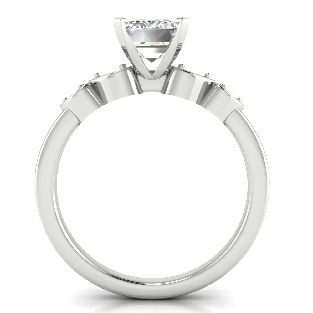 Classic Solitaire Ring with Vintage-Inspired Accent Details