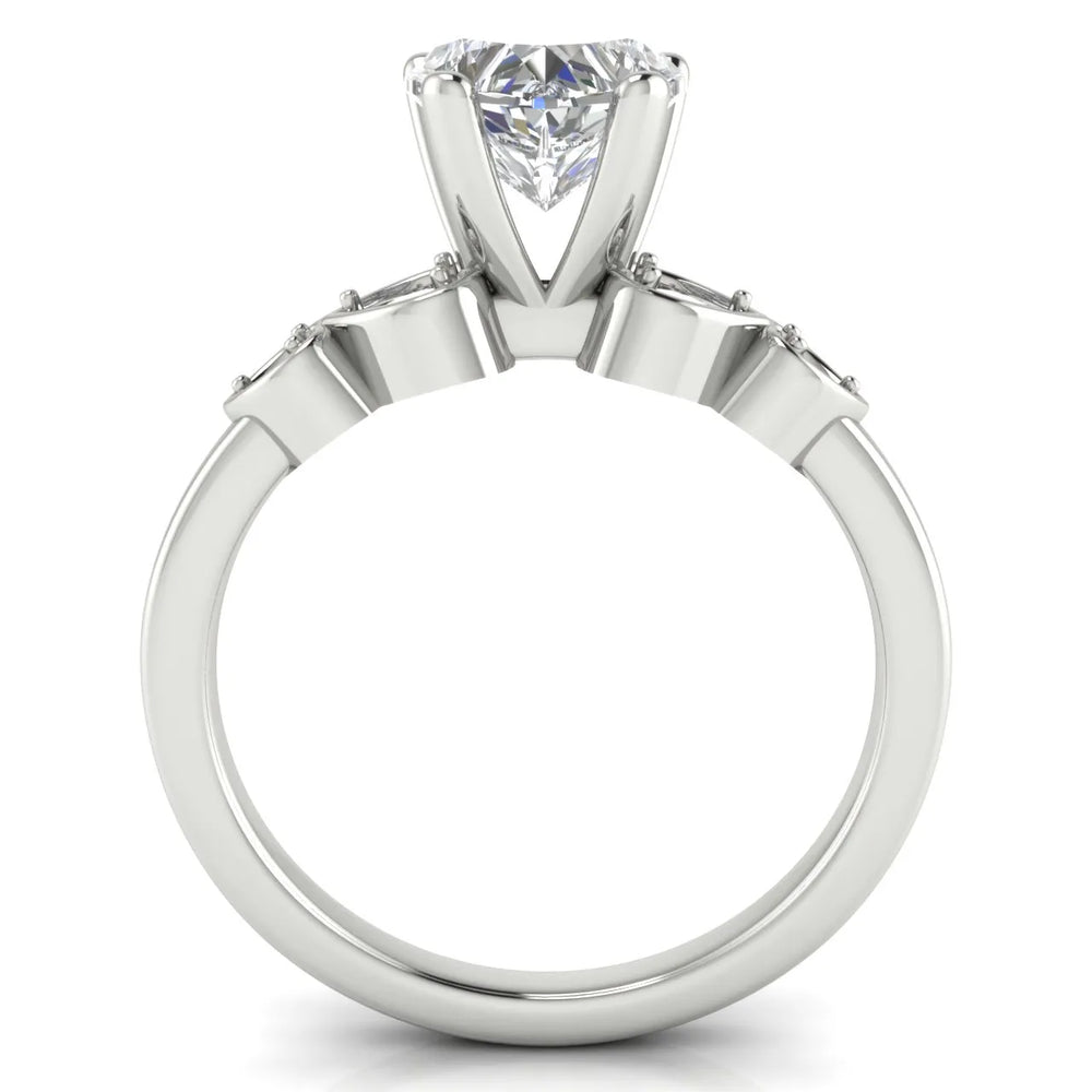 Classic Solitaire Ring with Vintage-Inspired Accent Details