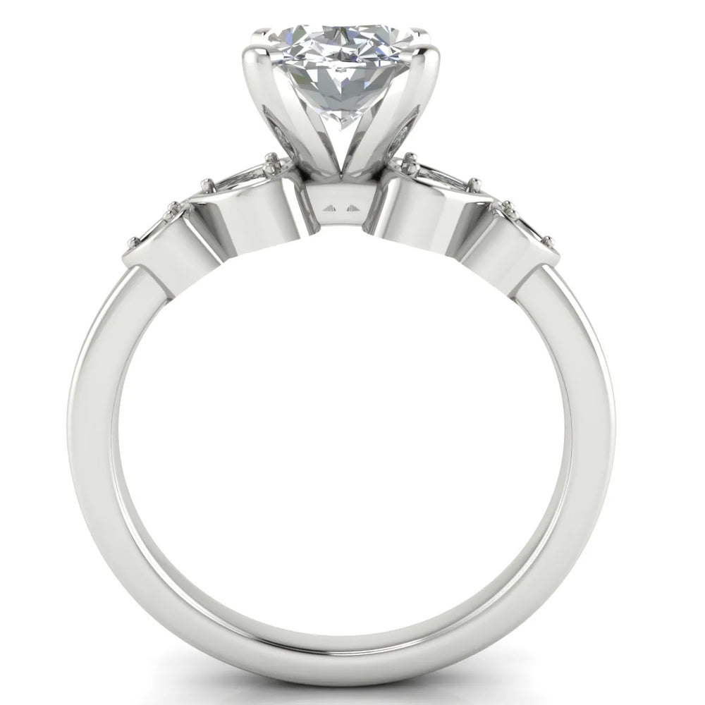 Classic Solitaire Ring with Vintage-Inspired Accent Details