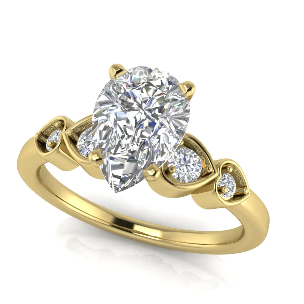Classic Solitaire Ring with Vintage-Inspired Accent Details