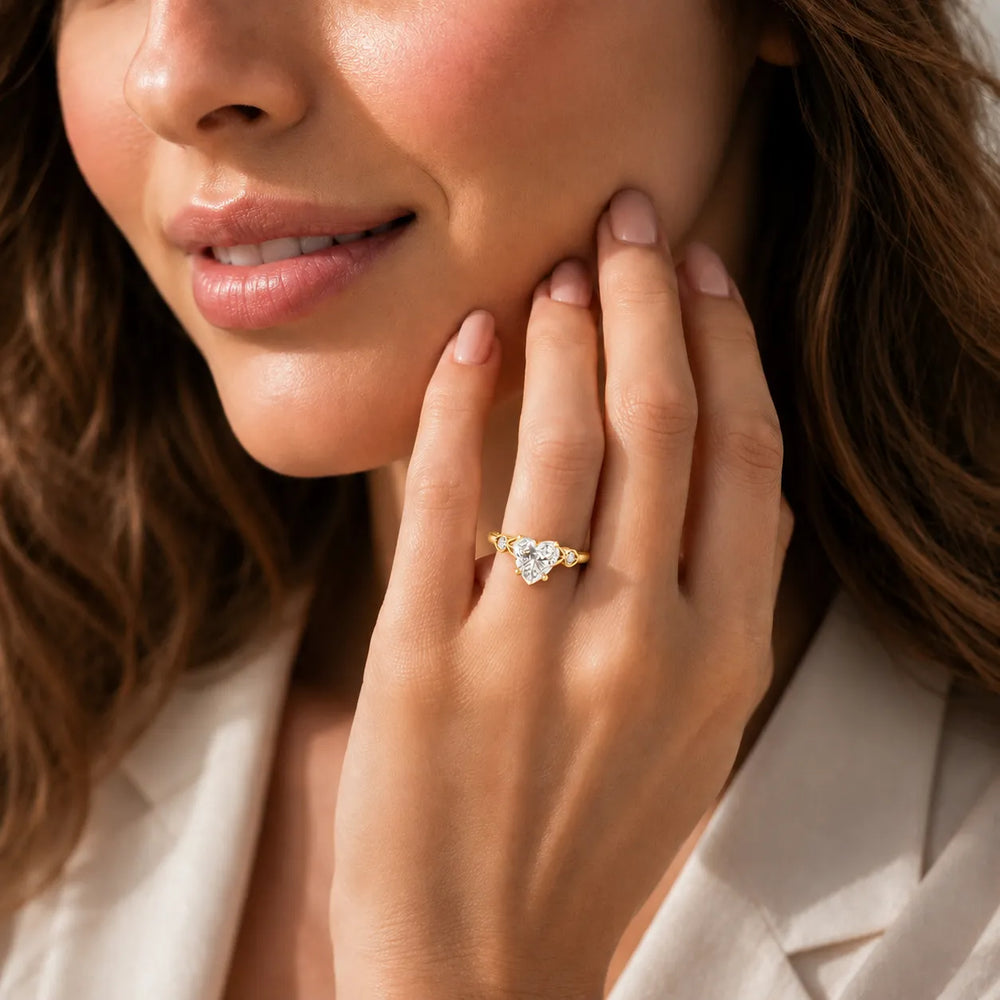 Classic Solitaire Ring with Vintage-Inspired Accent Details