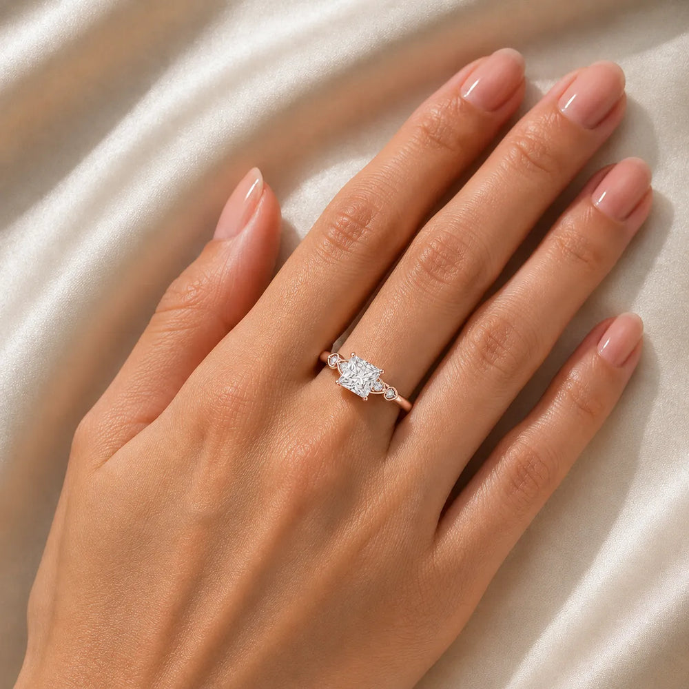 Classic Solitaire Ring with Vintage-Inspired Accent Details
