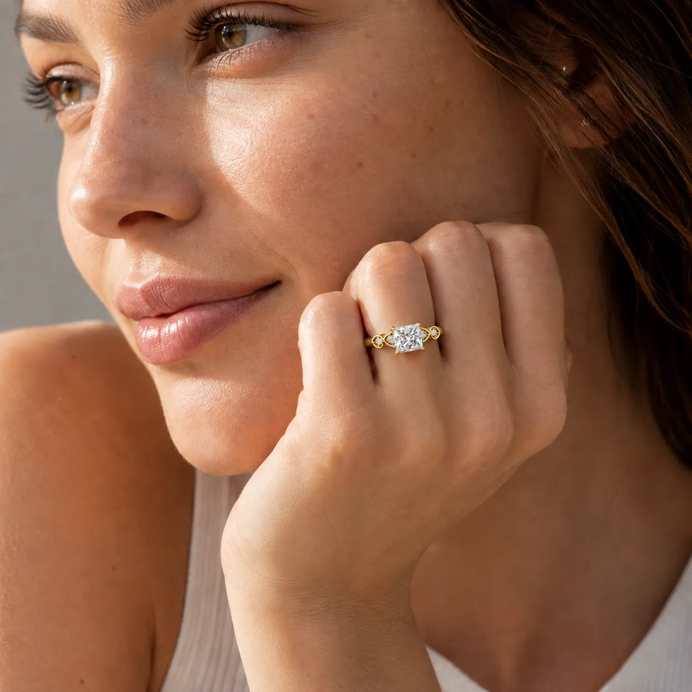 Classic Solitaire Ring with Vintage-Inspired Accent Details